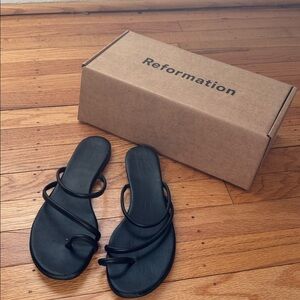 Reformation Ludo Toe Ring Strappy Flat Sandal